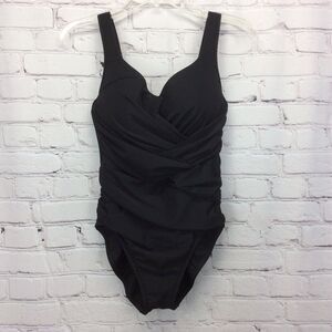 MiracleSuit Ruched One Piece Swimsuit Women's 6/10 Black Beach Cruise Vacation